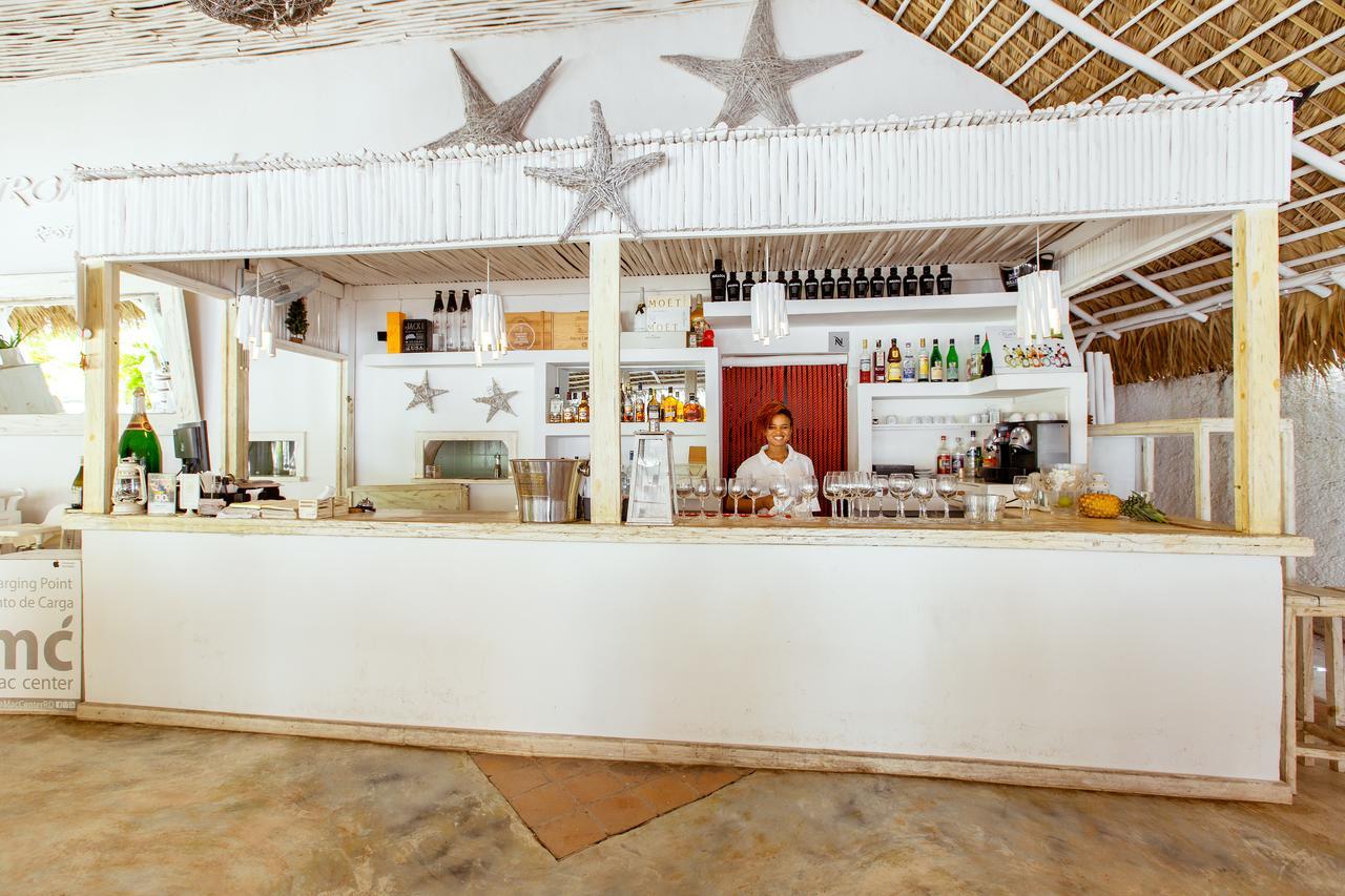 Hotel Fiesta Deluxe Πούντα Κάνα Εξωτερικό φωτογραφία